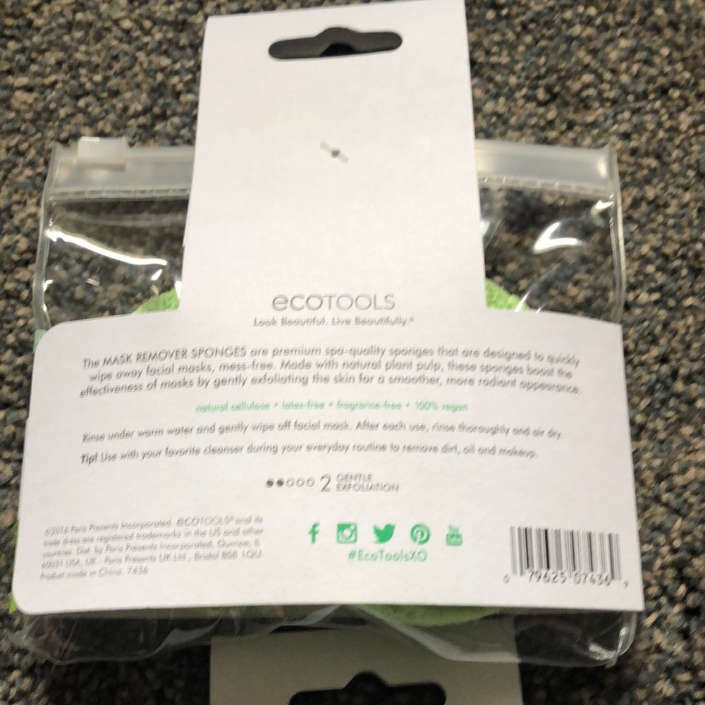 Ecotools Contouring Color Perfecting & More Bundle - Picture 9 of 9